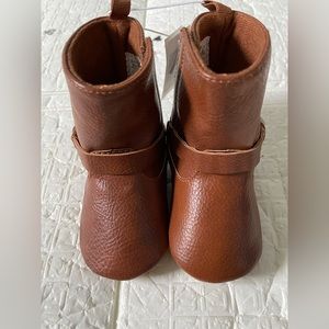 NWT Old Navy Baby Boots